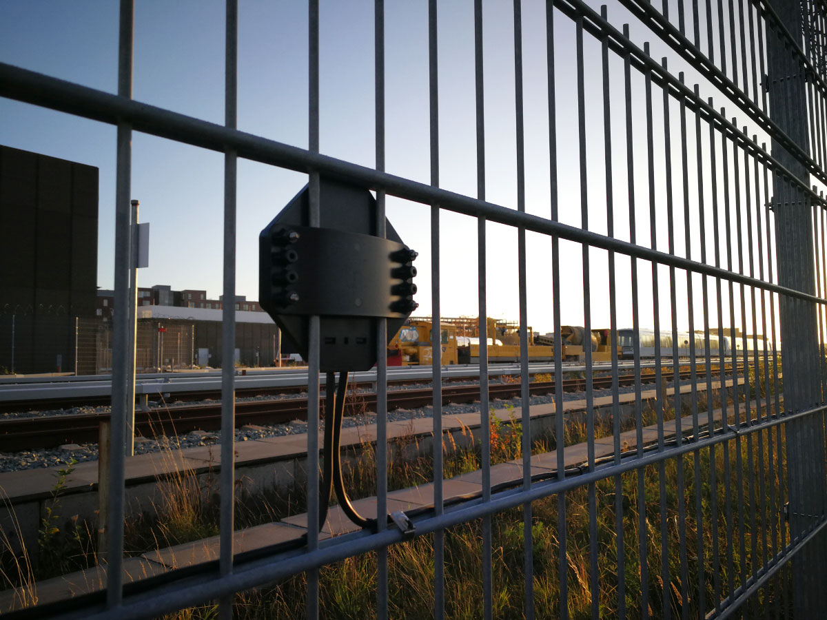 ADVANCED DETECTION TECHNOLOGY